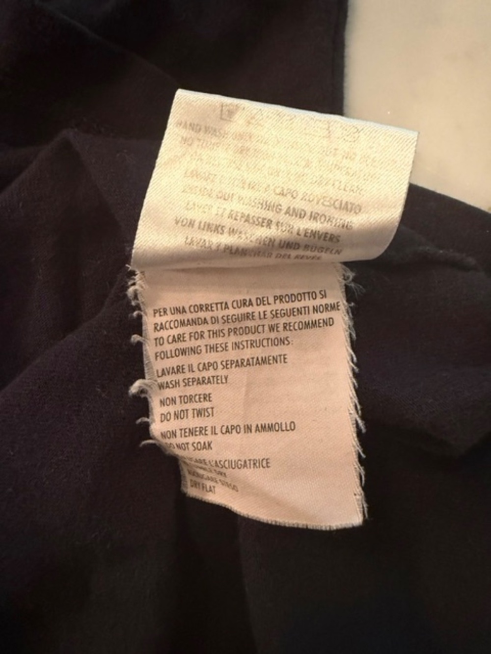 Gucci Navy Vintage Tshirt - Picture 5 of 7